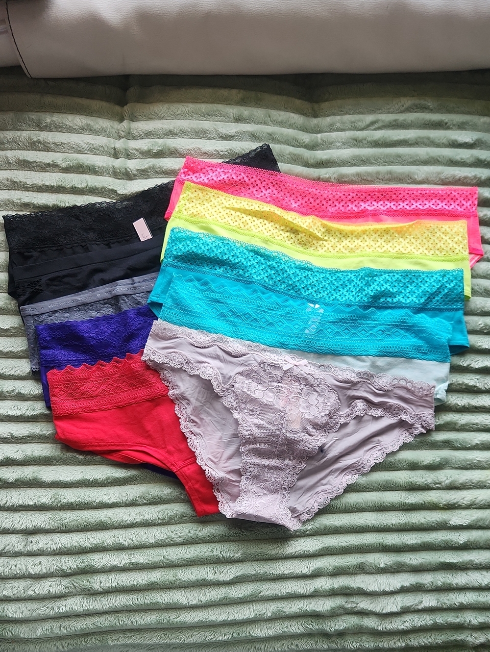 NWT/NWOT Victoria's Secret 10 Piece Multiple Pack Of Womens Panties